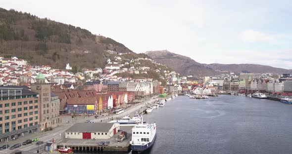 Bergen Port Ascent Autumn