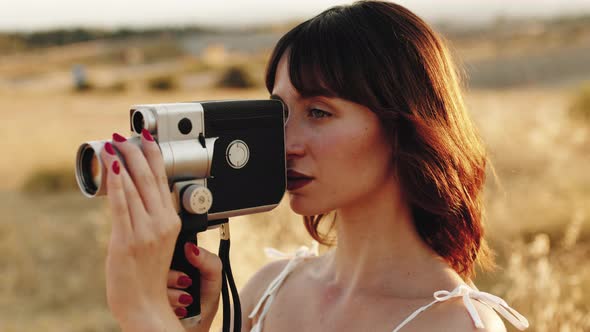 Filming with Super8 Vintage Camera alt