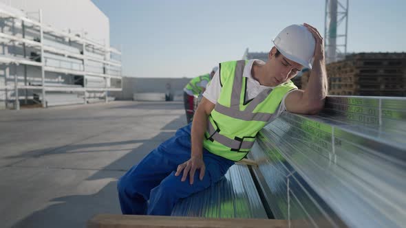 Overworked Exhausted Sleeping Middle Eastern Man Waking Up and Running to Caucasian Colleague alt