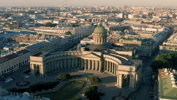 Kazansky Cathedral in Saint-Petersburg alt