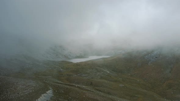 Mountain Lake with fog in Lazio, Italy 4K