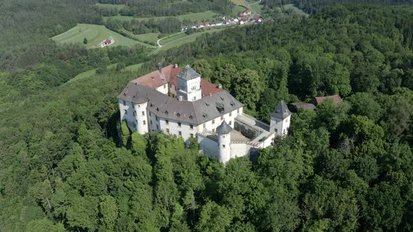 Greifenstein Castle, Franconian Switzerland, Bavaria, Germany alt