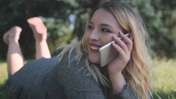 Closeup Blond Girl Laughing Talk Smartphone