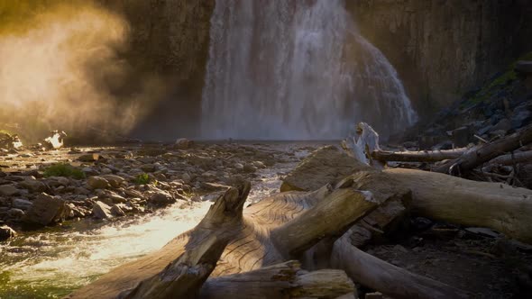 Rainbow Falls in the Ansel Adams Wilderness in California USA  alt