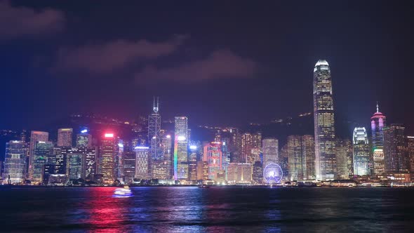 Time-lapse of Hong Kong city, view from Victoria Harbour alt