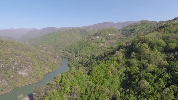 Aerial Drone Mountains alt