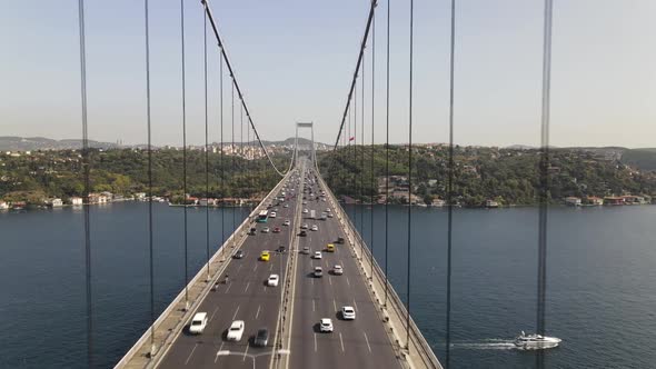 Drone Istanbul Bridge alt
