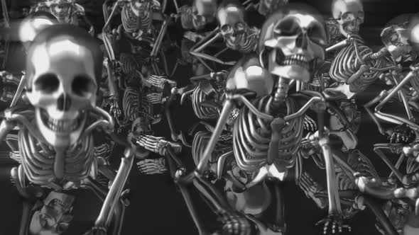 4K metal crawling skeletons