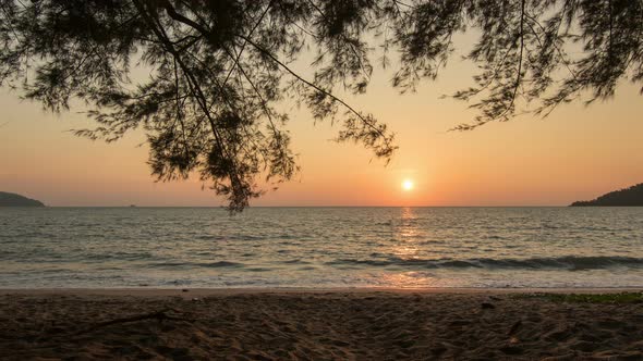 Seaside Sunset in 4K