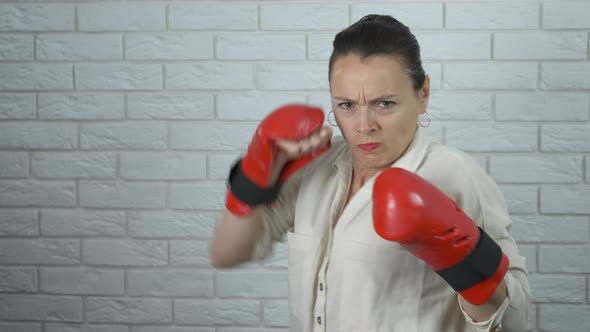 Woman Prepare for Workout alt