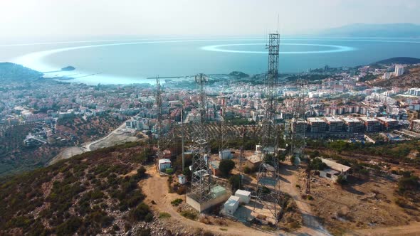 Visualization of signals emanating from a cellular antenna. alt