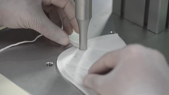 production of protective masks alt