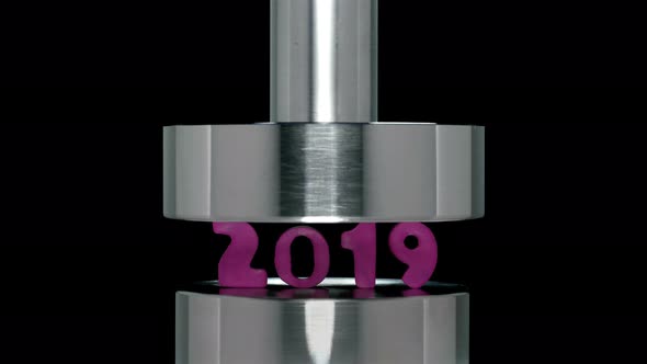  Appearance of 2019 When Lifting a Rod From a Hydraulic Press alt