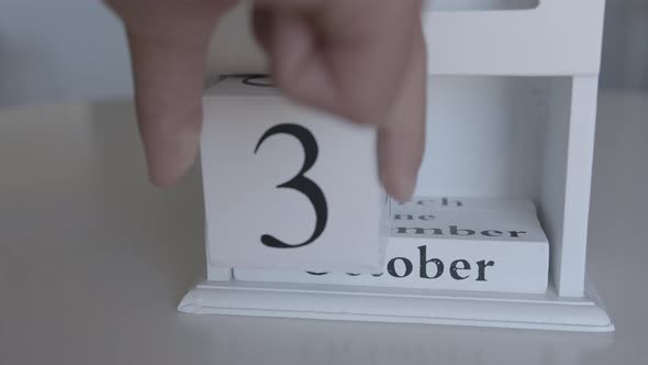 October 31 Date on the Calendar alt