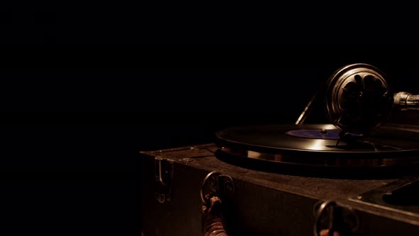 Antique Record Player alt