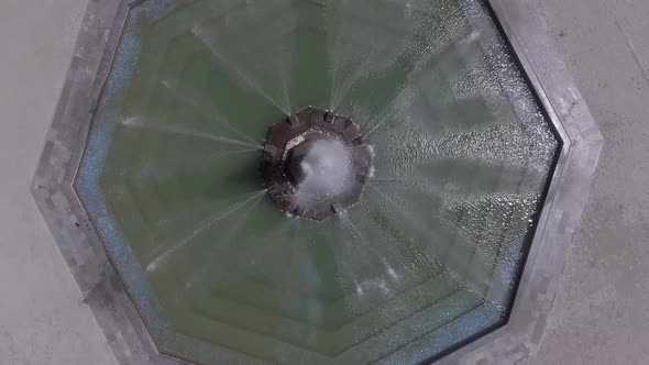 summer city fountain in tashkent alt