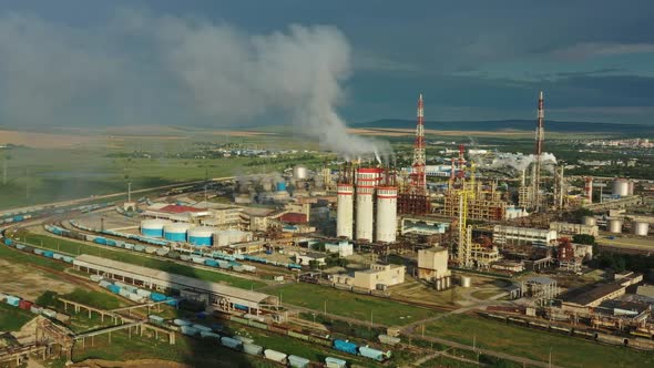 Oil and Gas Refinery Plant alt