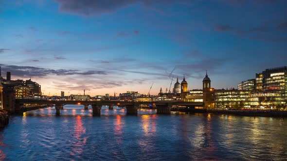 Trains rides across Cannon Street Railway Bridge, London, UK