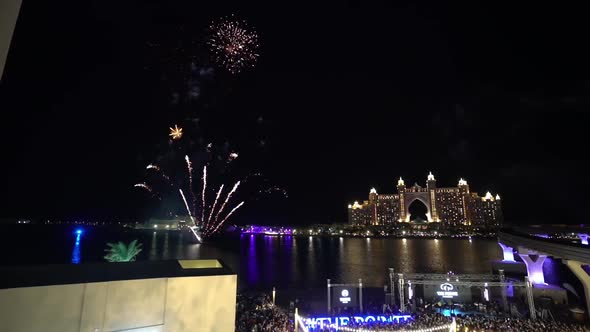 Fireworks in Dubai alt