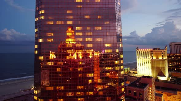 Atlatic City. Reflections On The Hotel. 4K Time Lapse.