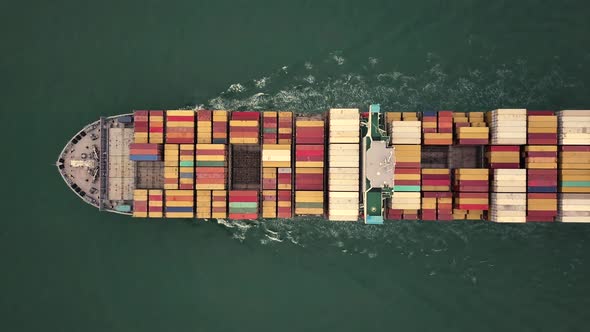 Ocean Container Ship in Hong Kong. alt