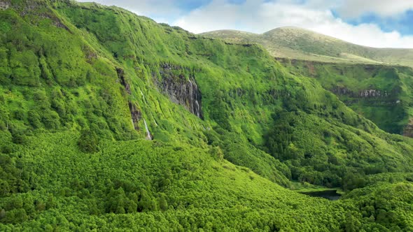 Valley Surrounded Mountains of Poco Ribeira Do Ferreiro Flores Island Azores alt
