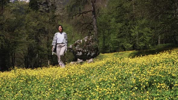 Lovely Brunette Girl on the Nature. alt