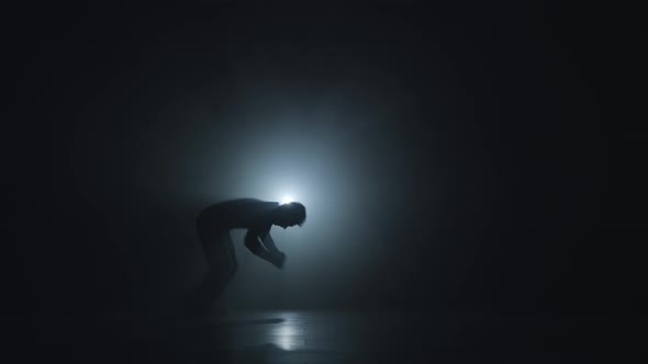 Professional Break Dancer Gymnastic Acrobat Super Slow Motion alt