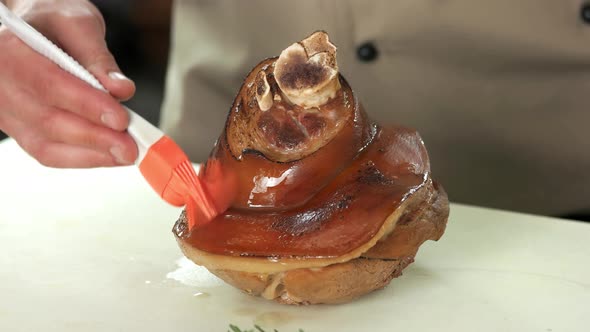 Hand of Chef, Basting Brush. alt