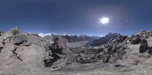 360 VR Gokyo Ri Mountain Top alt
