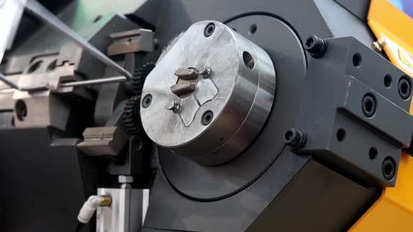 CNC Machine for Threedimensional Wire Bending alt