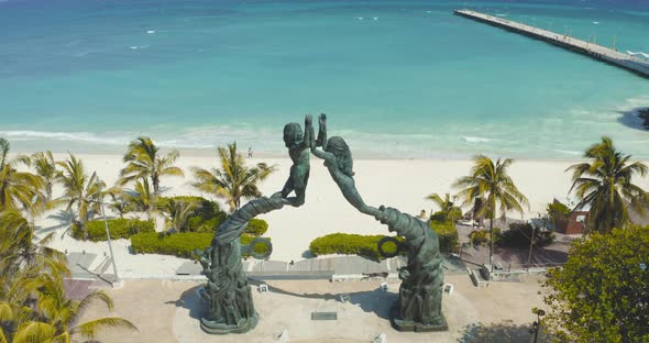 Parque Fundadores Playa Del Carmen alt