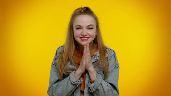 Sneaky Cunning Girl Conspiring Scheming Thinking Over Tricky Plan Pondering Revenge Evil Joke Prank alt