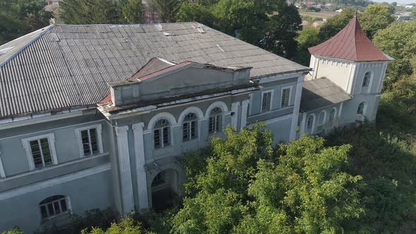 Aerial view of Colindian Palace Castle alt