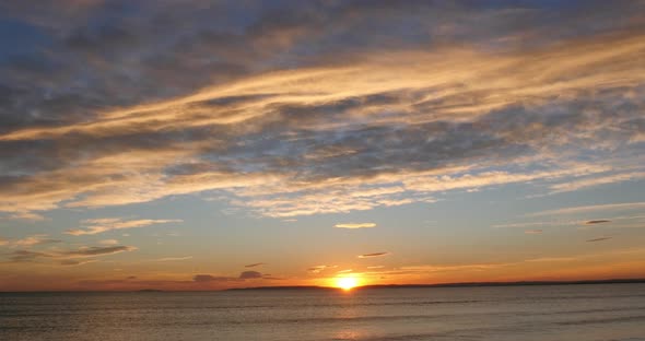 952105 Ocean at Sunset, Camargue in the South East of France, Real Time 4K alt