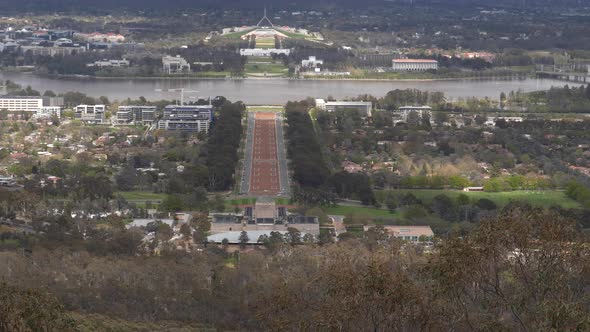 tilt up clip of canberra from mt ainslie lookout on a spring morning alt