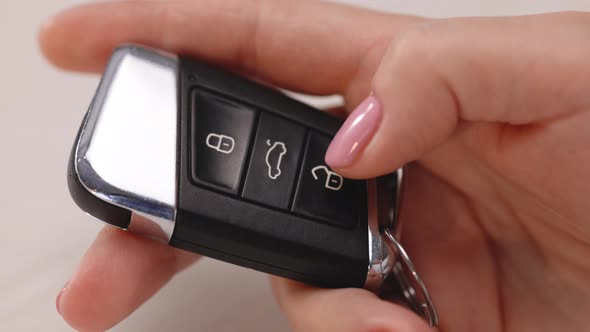 Locking and Unlocking The Car by The Car's Key Remote Control