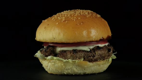 Closeup Appetizing Tasty Burger alt