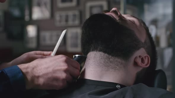 Beard Grooming at Barbershop alt