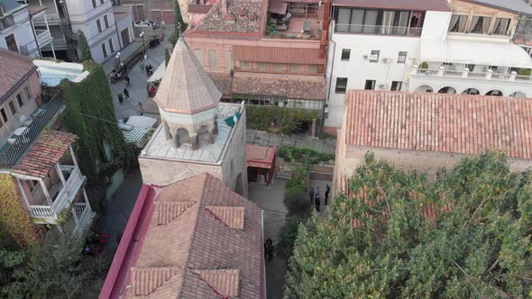 Aerial view of ancient basilic cathedral of Anchiskhati in Tbilisi, Georgia alt