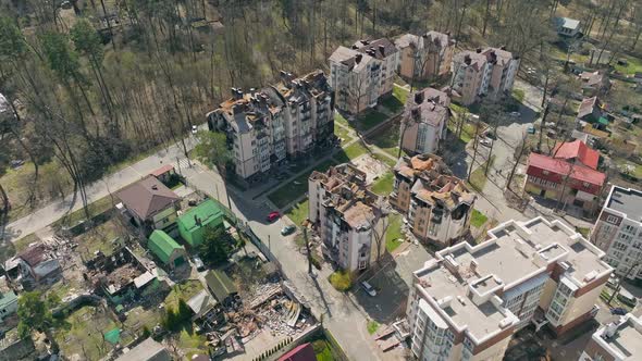 War Ukraine Kiev Kyiv Bomb Ruin House Destruction City Building Street alt