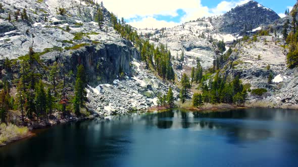 The Amazing Beauty of a High Mountain Lake in California alt