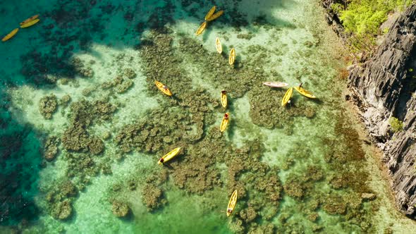 Tropical Seawater Lagoon with Tourists, Philippines, El Nido alt