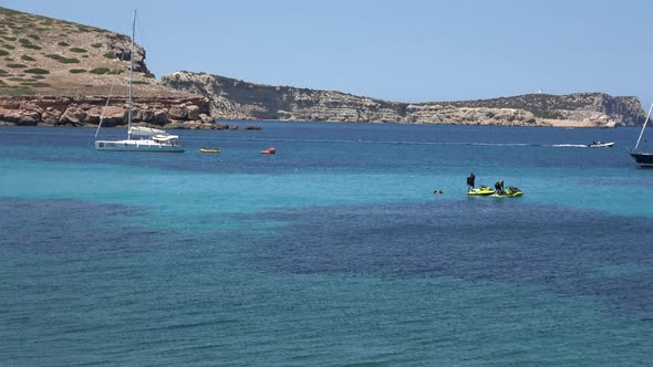 Nature and landscapes on the island of Ibiza. View from a helicopter spans over the sea. Beautiful v alt