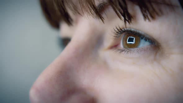 Closeup of a Woman's Eye Unusual Reflection in the Eye Square Pupil Woman on Drugs Have Fun alt