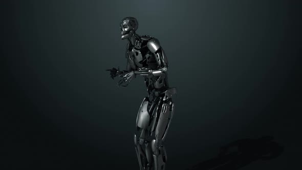 Old Used Robot 4k alt