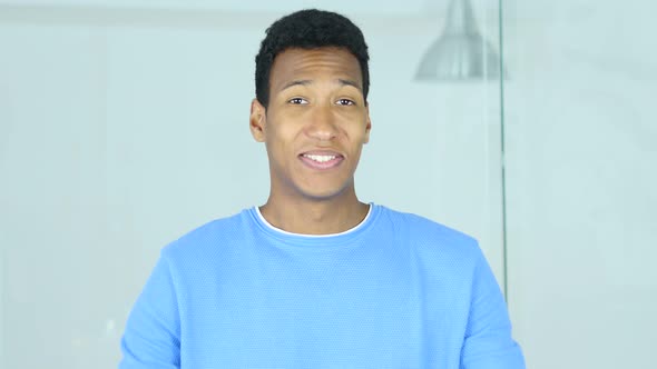 Afro-American Man Inviting for Job, invitation Gesture alt