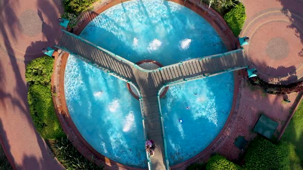 Fountain in the Green Palm Trees alt