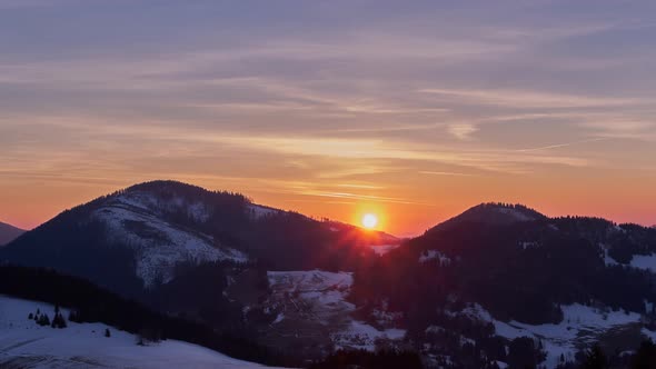 Beautiful Sunset Forest Winter Nature , orange clouds alt