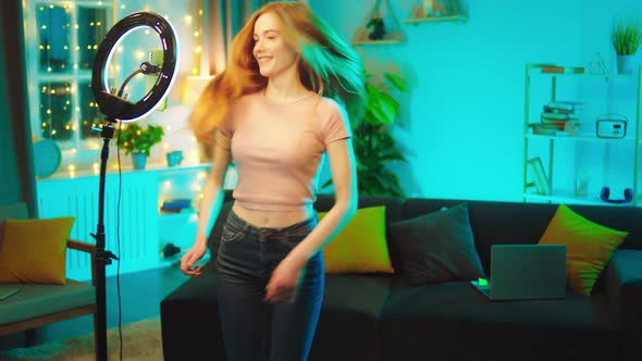 Smiling Large Charismatic Lady Making Funny Video alt